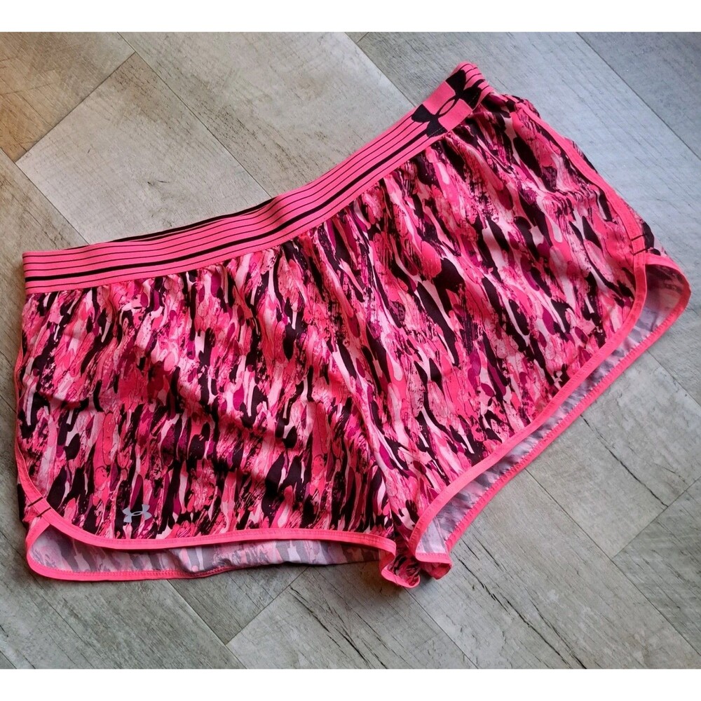 Under Armour Large Women's Pink Running Print Athletic Yoga Shorts Bottoms